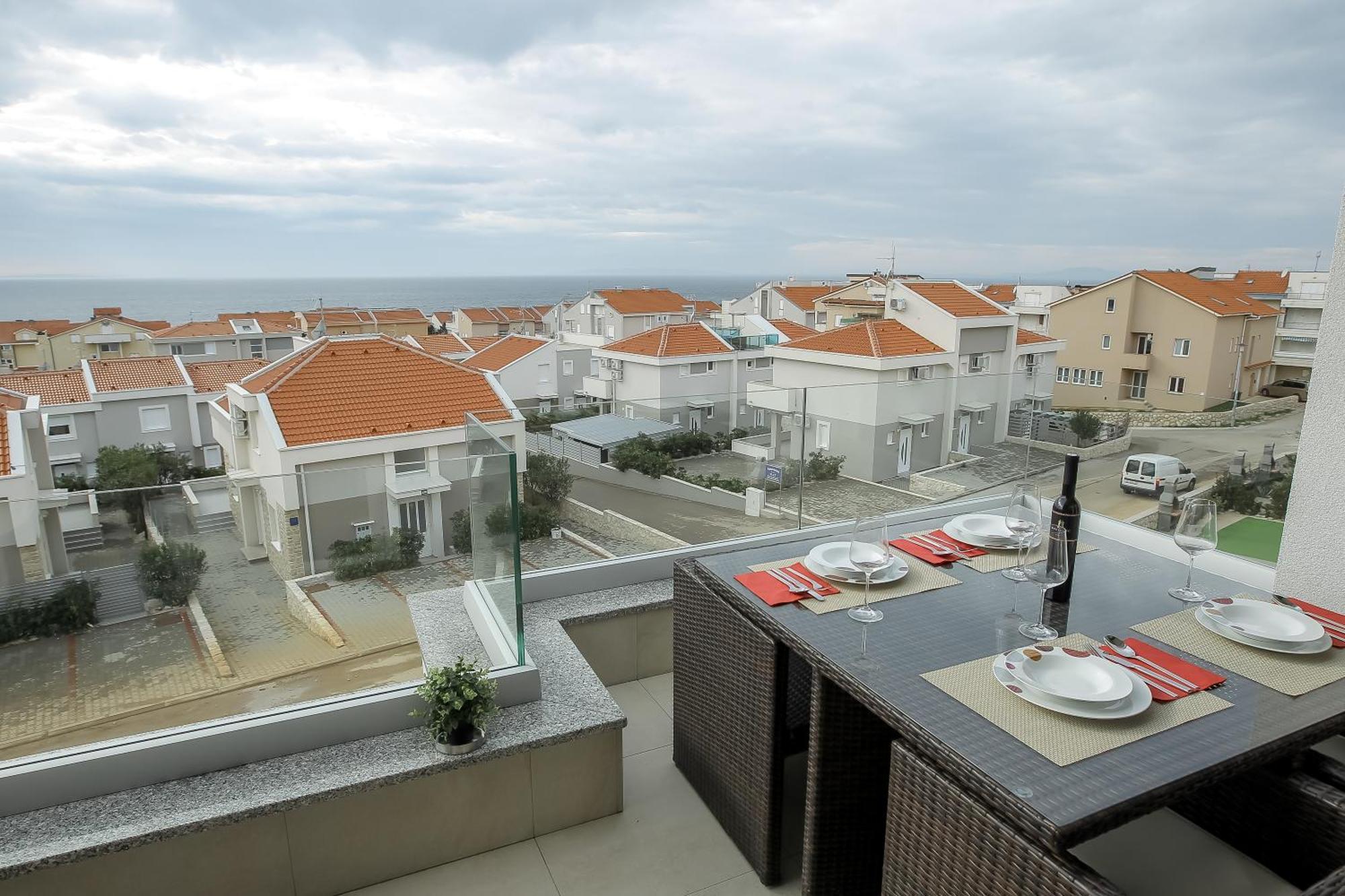 Apartments Tomana Новалья Экстерьер фото